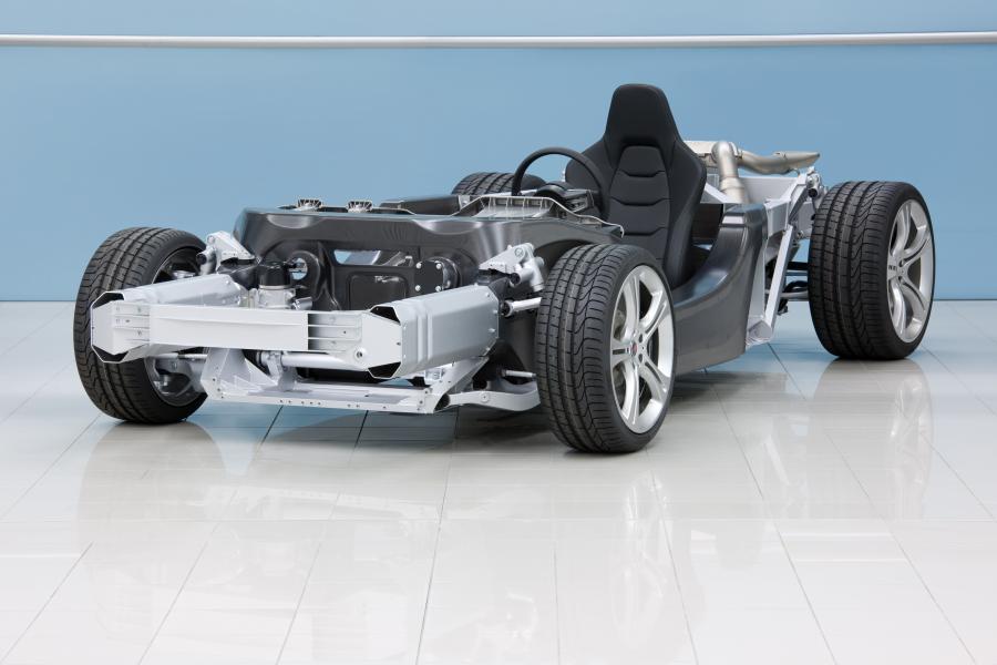  McLaren MP4-12C 2009 года  (фото 99 из 268)